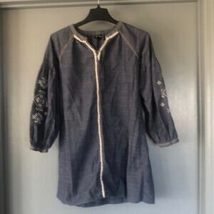 Art Class Large tunic top 10-12 Chambray Embroidered Dress Blue Cotton Pullover